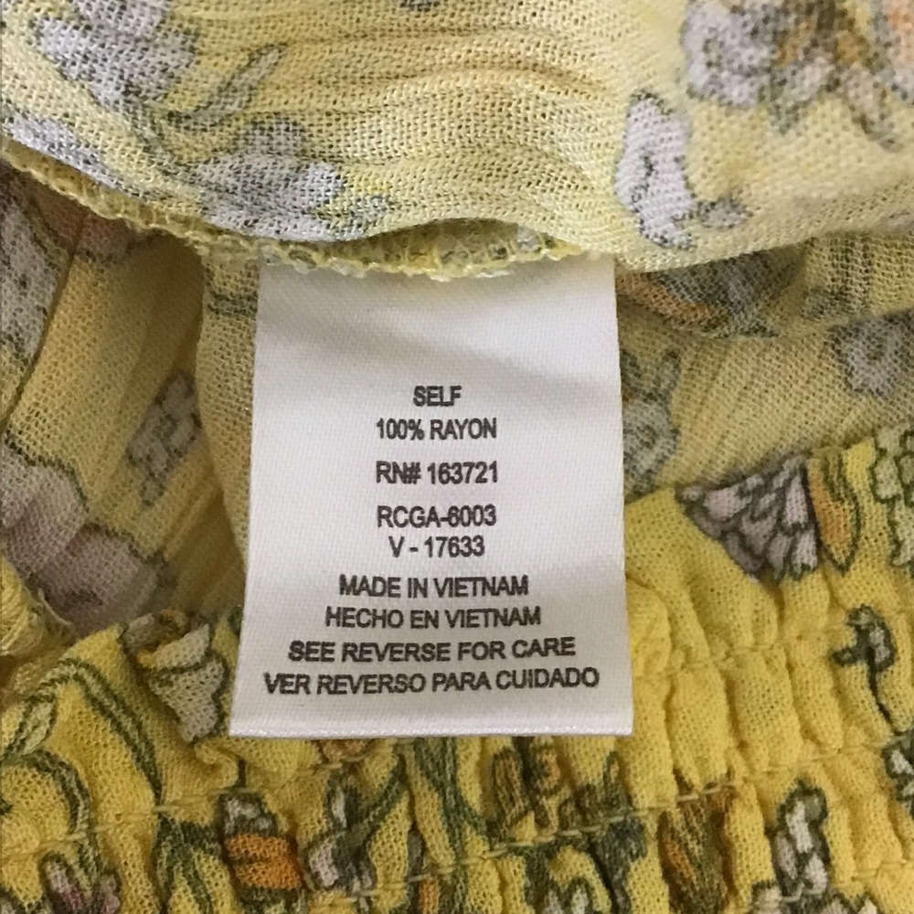 Bebop Yellow Floral Smocked Waist Ruffle Hem Shorts Women's XL - Picture 7 of 12